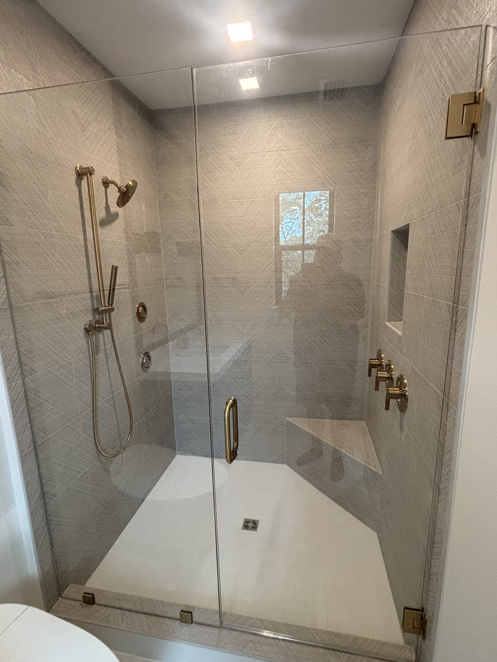 Custom Trump Style Shower